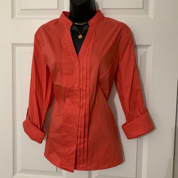 East 5th Women´s Coral Button Up Top, Size M - Picture 1 of 16